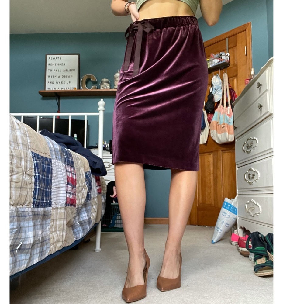 Ann Taylor purple velvet skirt